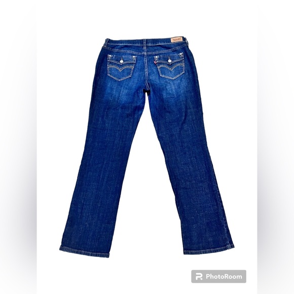 EUC Levi’s Women’s 505 Straight Leg Jeans 30x32 - Picture 2 of 6